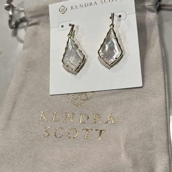 Kendra Scott Small Faceted Alex Gold Drop Earrings in Ivory Illusion / NWT - Picture 5 of 9